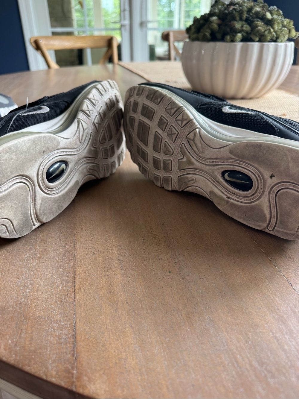 Nike Mens Black and White Air Max 97 Runner - Picture 4 of 7